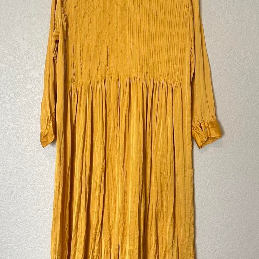 Bloggers favorite Zara crinkle dress - Picture 3 of 4